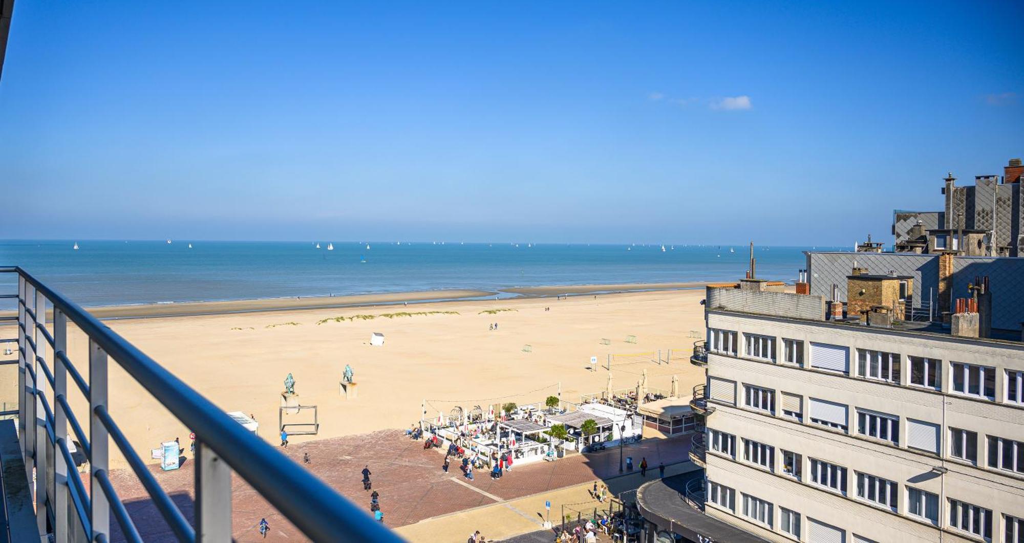 Zeezicht Oostduinkerke - Amu-Zee-Vous Apartment Exterior photo